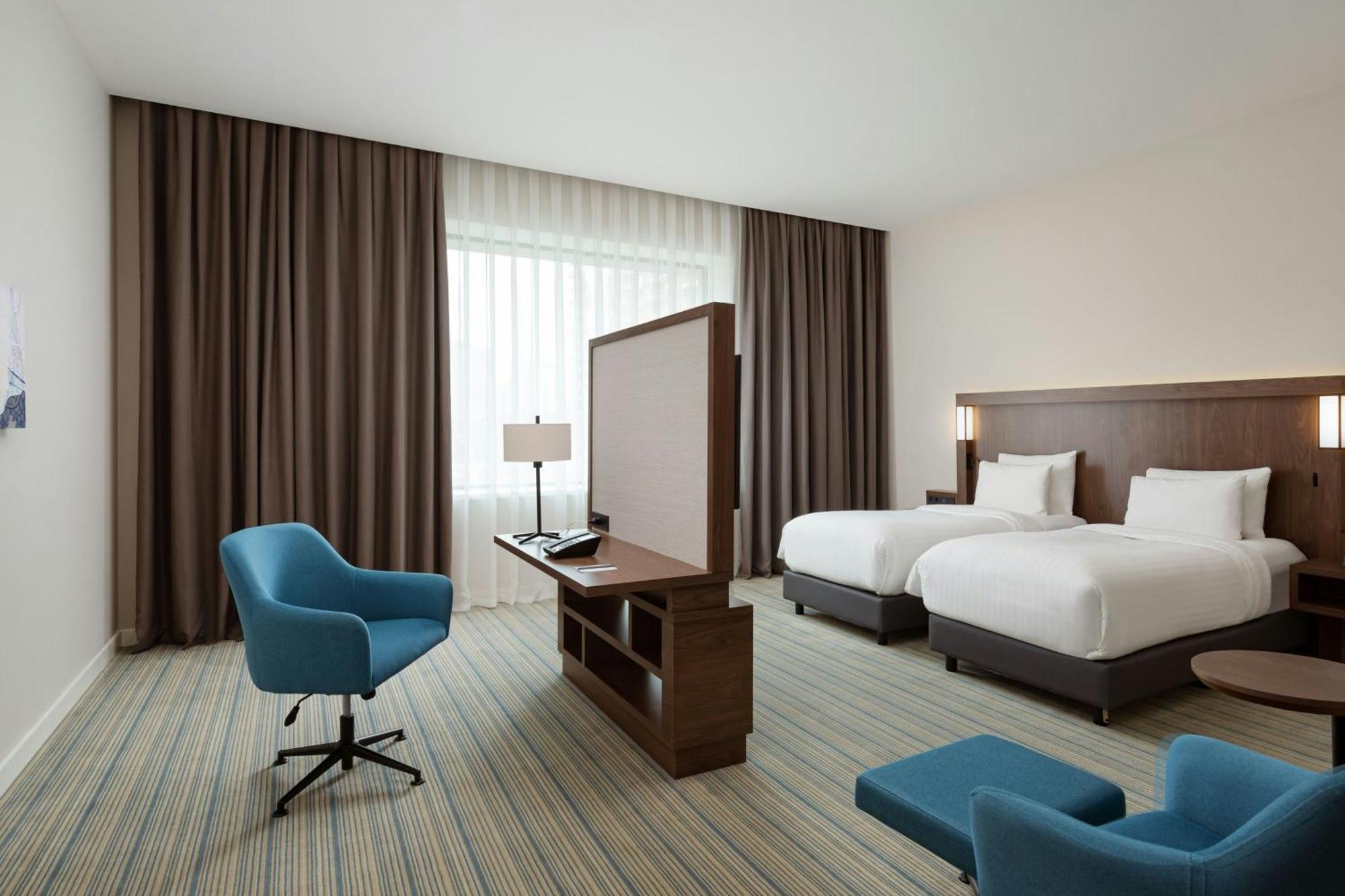 Courtyard By Marriott Baku Hotel Exterior photo